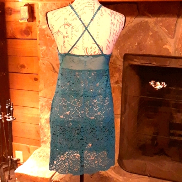 Soma stretch lace gown - Picture 4 of 8